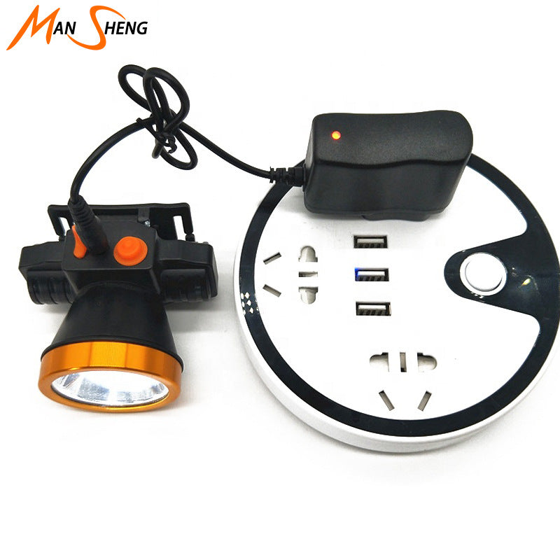 Headlamp charger DC3.5/5.5 head European gauge intelligent turn lamp 4.2V flashlight direct charging adapter wholesale