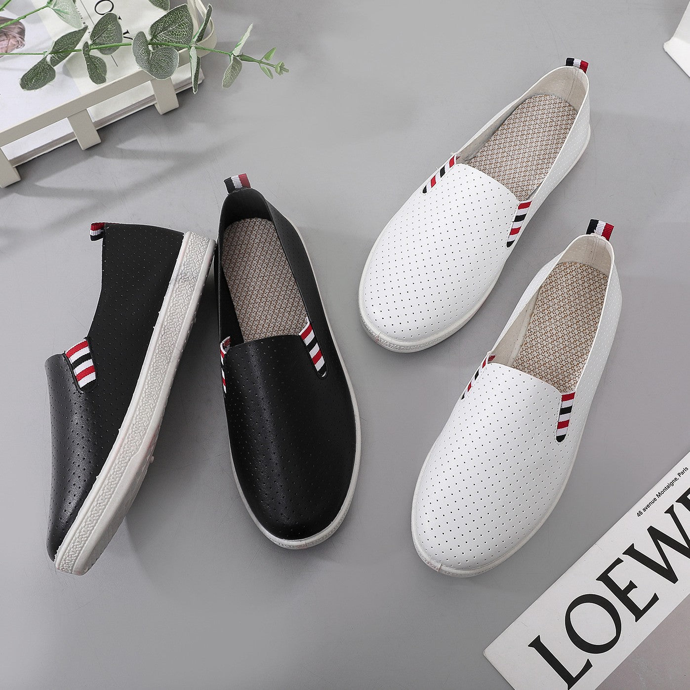 Old Beijing Cloth Shoes Women's Hollow Breathable Single-layer Shoes Flat Bottom All-match Cyber Popular White Shoes Soft Bottom Spring/Summer 2025 New Arrival
