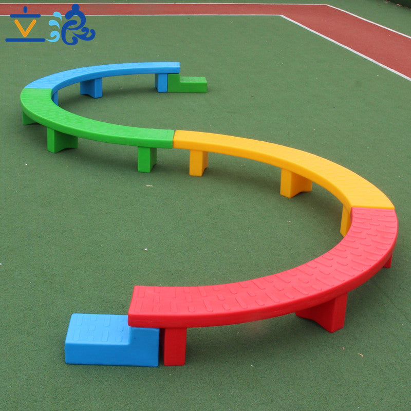 Kindergarten Outdoor Sports Equipment - Single-Plank Bridge Kidsren's Sensory Equipment S-Shaped Balance Beam * Early Education Sports Toys