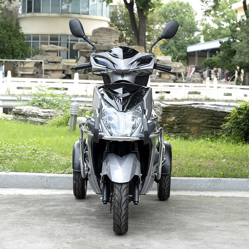 Cross-Border Export of Xinshangling Electronically Controlled Three-Wheeled Motorcycles for Men and Women, Commuting Fuel Vehicles, Adult Scooter Motorcycles