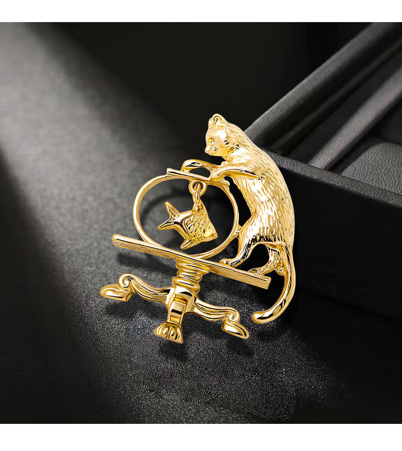 Metal Texture Baroque Style Brooch