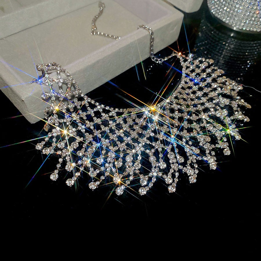 Diamond Flower Tassel Necklace Light Luxury High-grade Sweater Chain