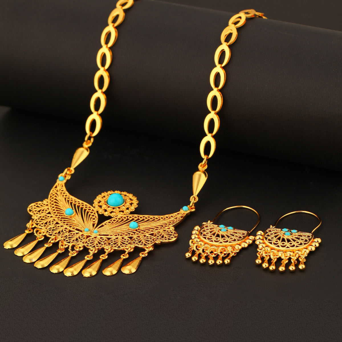 3pcs Fashionable And Personalized Water Droplet Tassel Copper Plated 18k Gold Women's Necklace And Earring Set, Suitable For Parties And Gifts, Daily Wear