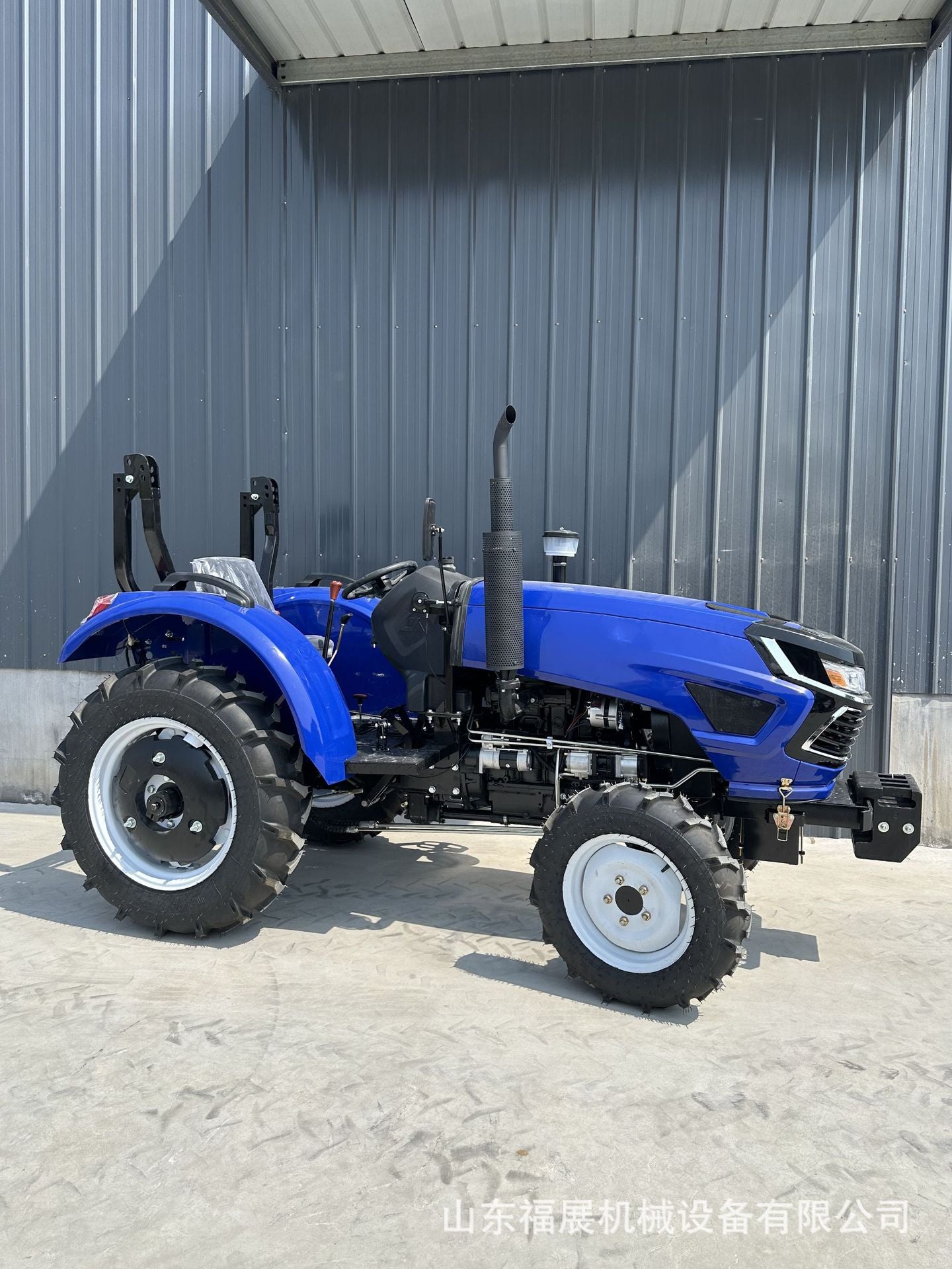 Export 80 Horsepower Four-Wheel Drive Tractor Farmland Small Single-Cylinder Four-Wheel Tractor 50 Horsepower Four-Wheel Tractor
