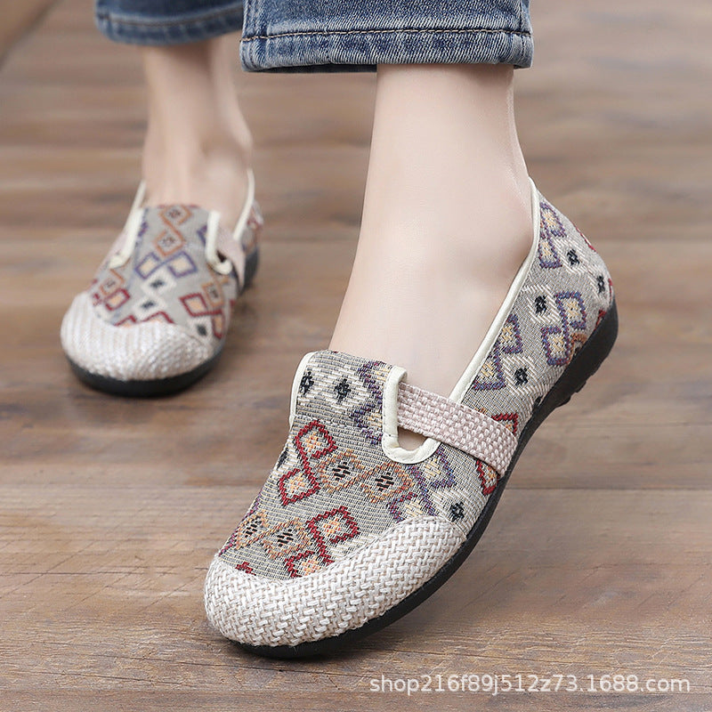 Beijing cloth shoes retro Chinese style slip-on women's shoes spring and autumn ethnic breathable flat shoes mother work shoes