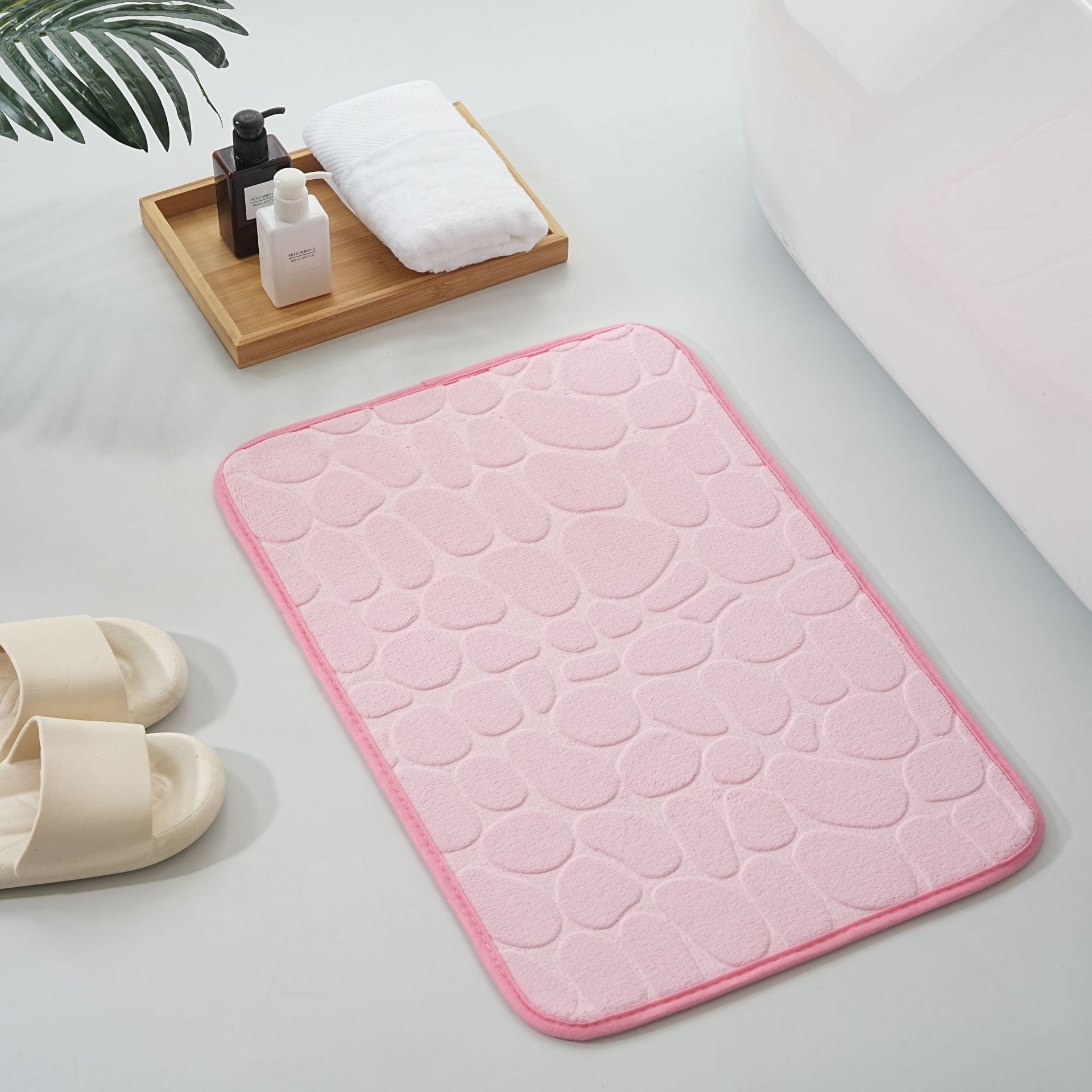 Straight Hair Coral Fleece Mat Pebbles Absorbent Door Mat Hot Selling Bathroom Embossed Foot Mat in stock