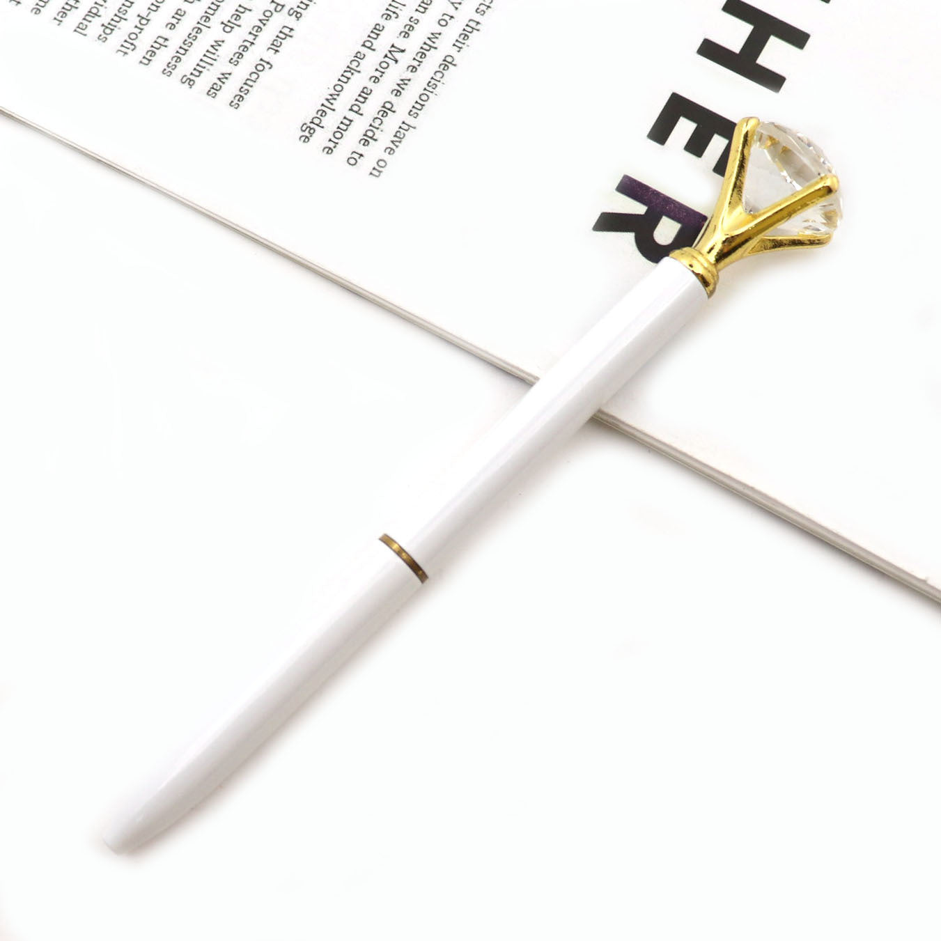 Student Creative Crystal Diamond ballpoint pen advertising pen carved LOGO cross-border large diamond pen metal ballpoint pen
