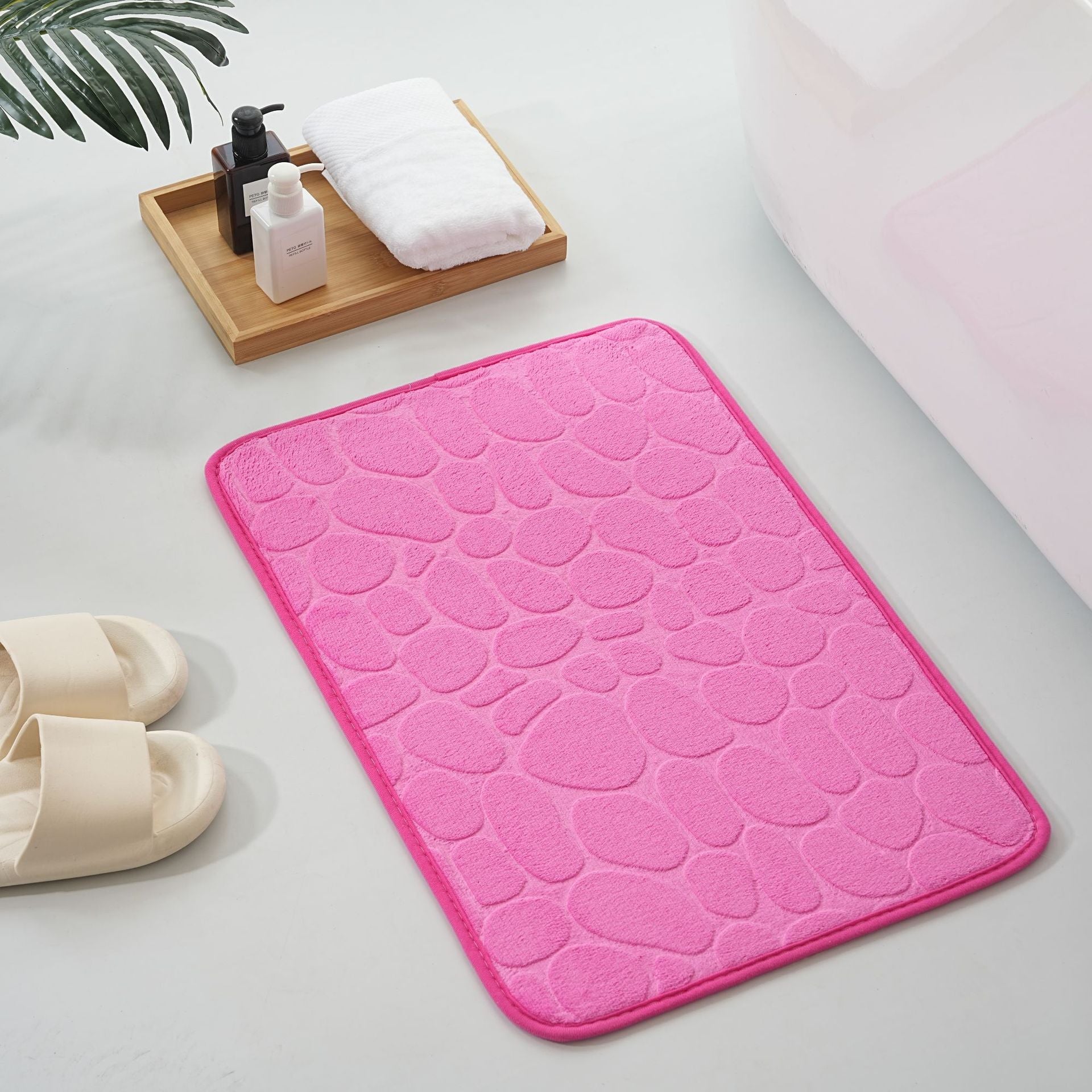 Straight Hair Coral Fleece Mat Pebbles Absorbent Door Mat Hot Selling Bathroom Embossed Foot Mat in stock