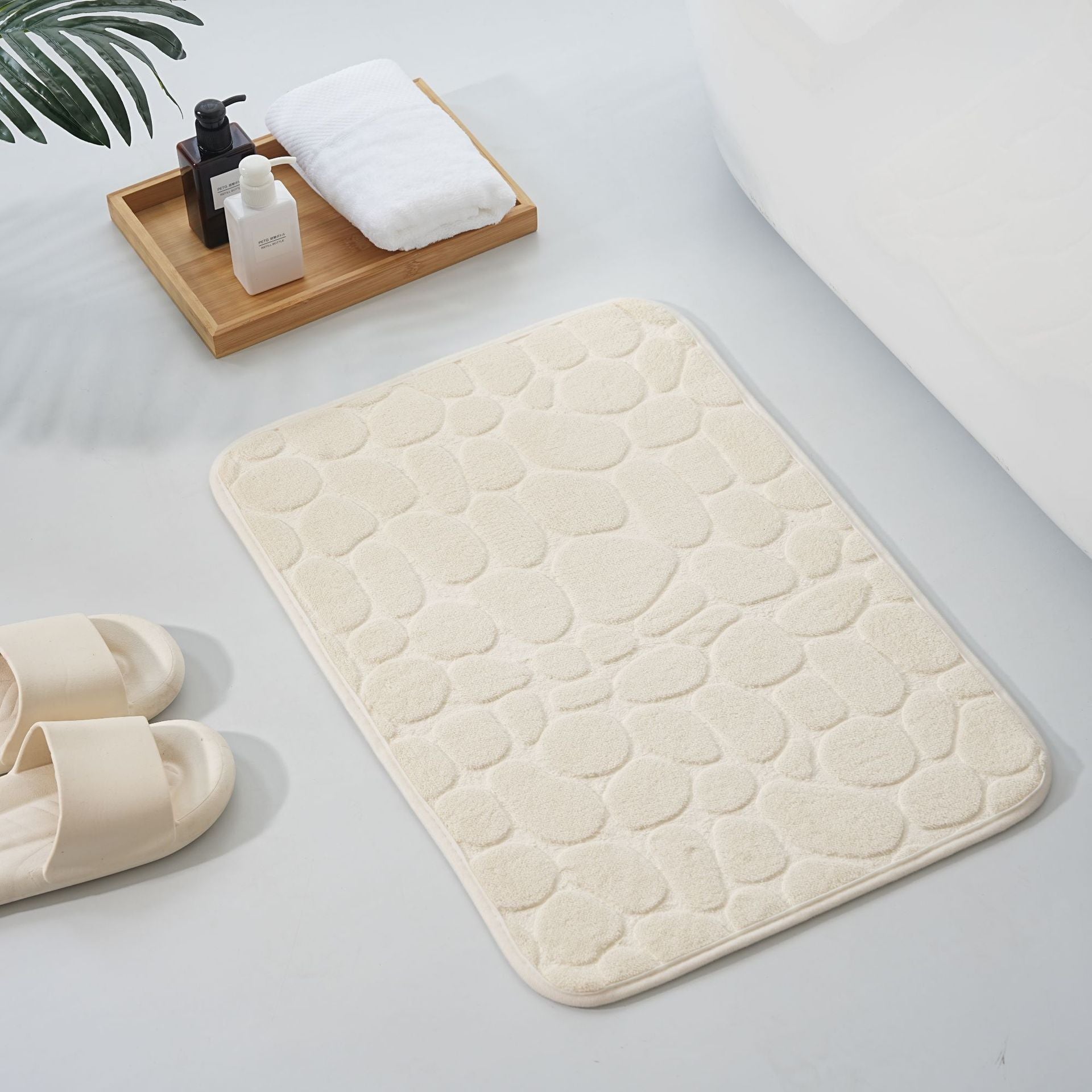 Straight Hair Coral Fleece Mat Pebbles Absorbent Door Mat Hot Selling Bathroom Embossed Foot Mat in stock