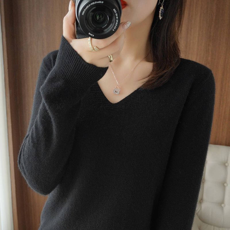 2025 Spring New Pure Color V Neck Knitted Bottoming Shirt Pullover Slimming Look Sweater Thin Style Western Style Inner Wear