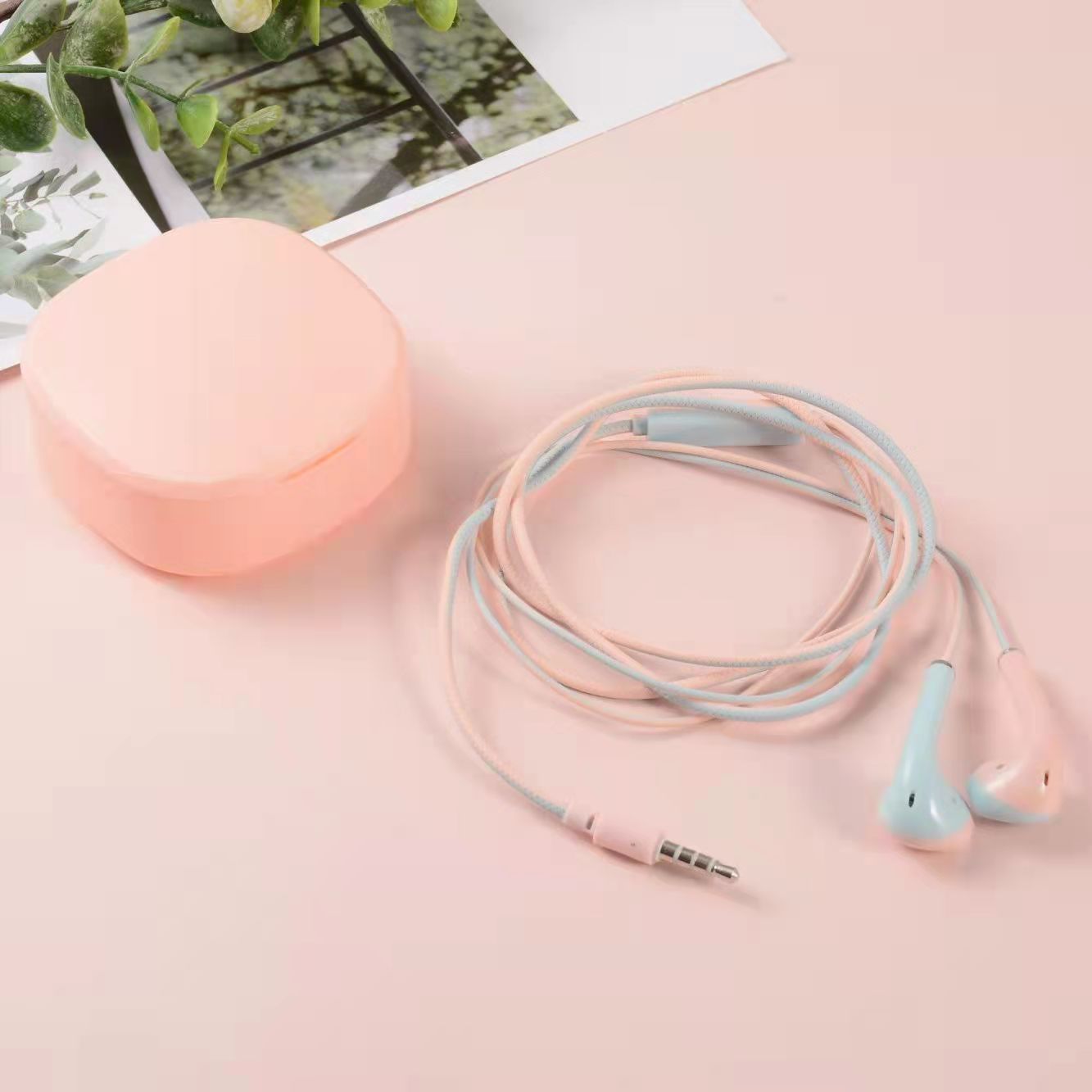 Heads phone U24 two-color headphones Macaron color contrast headphones K-song wire control headphones with microphone earplugs