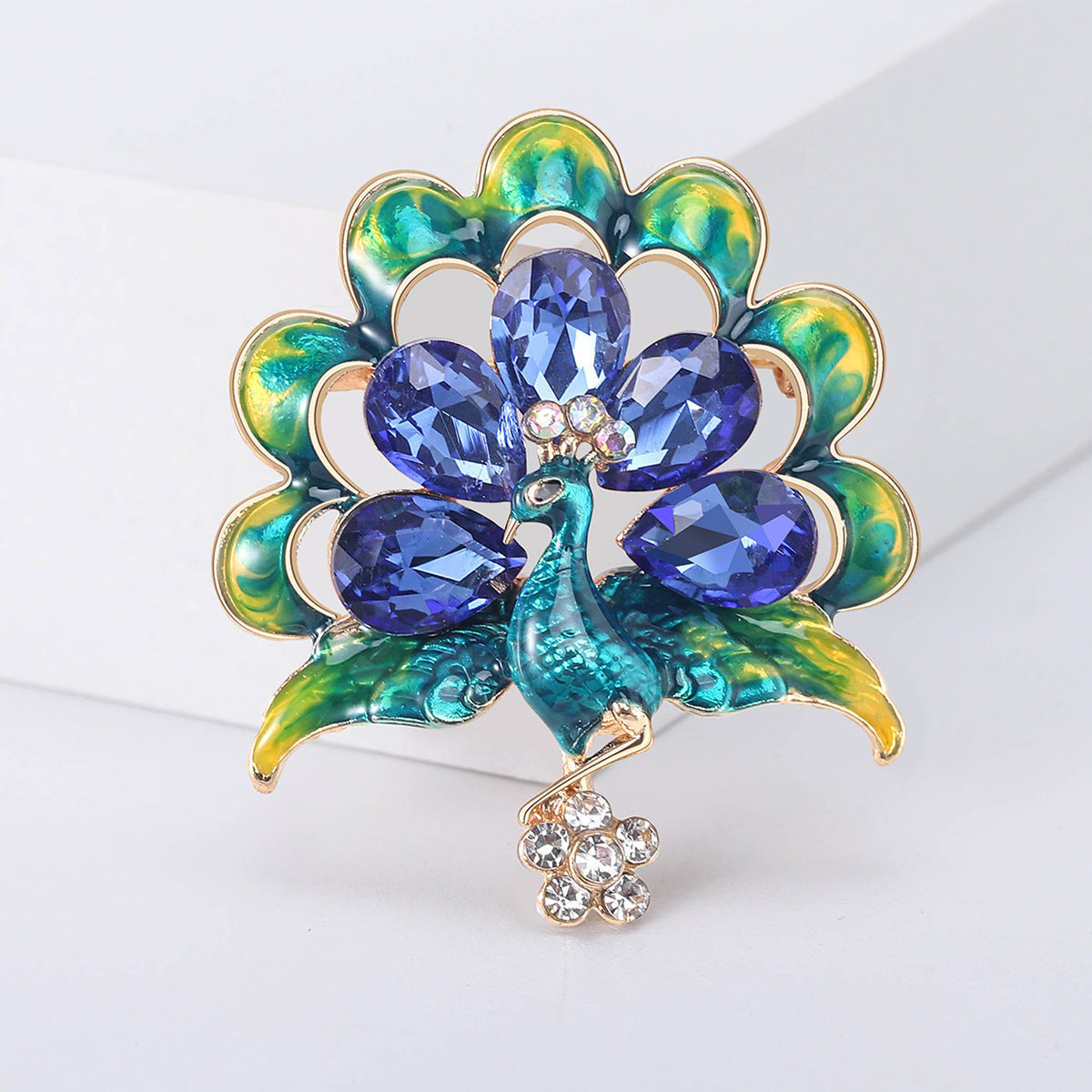 Diamond Peacock Brooch Female Corsage Pin Accessories Fashion