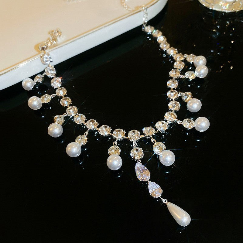 Diamond Flower Tassel Necklace Light Luxury High-grade Sweater Chain
