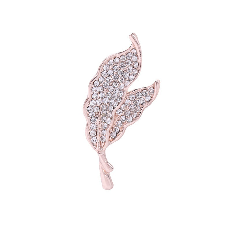 Minimalist Pearl Floral Brooch With Diamond Flower Accessory Pin